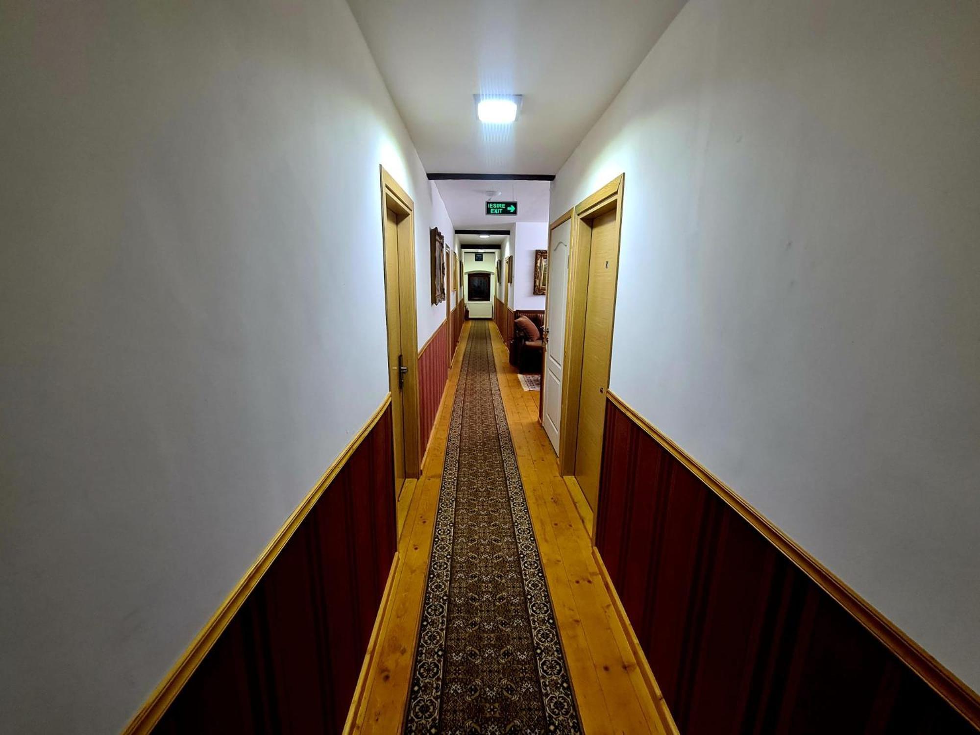 Hotel Armenopolis - Adults Only Gherla Exterior foto