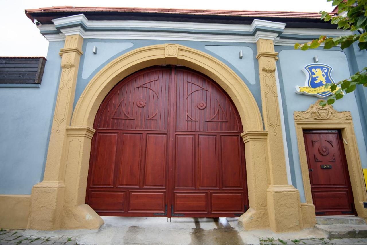 Hotel Armenopolis - Adults Only Gherla Exterior foto